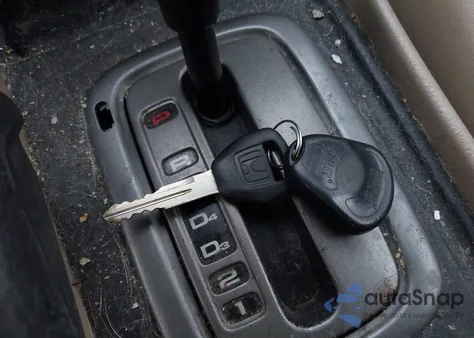 2002 Honda Accord 3.0 Ex из США, поврежденный, VIN 1HGCG22512A016753